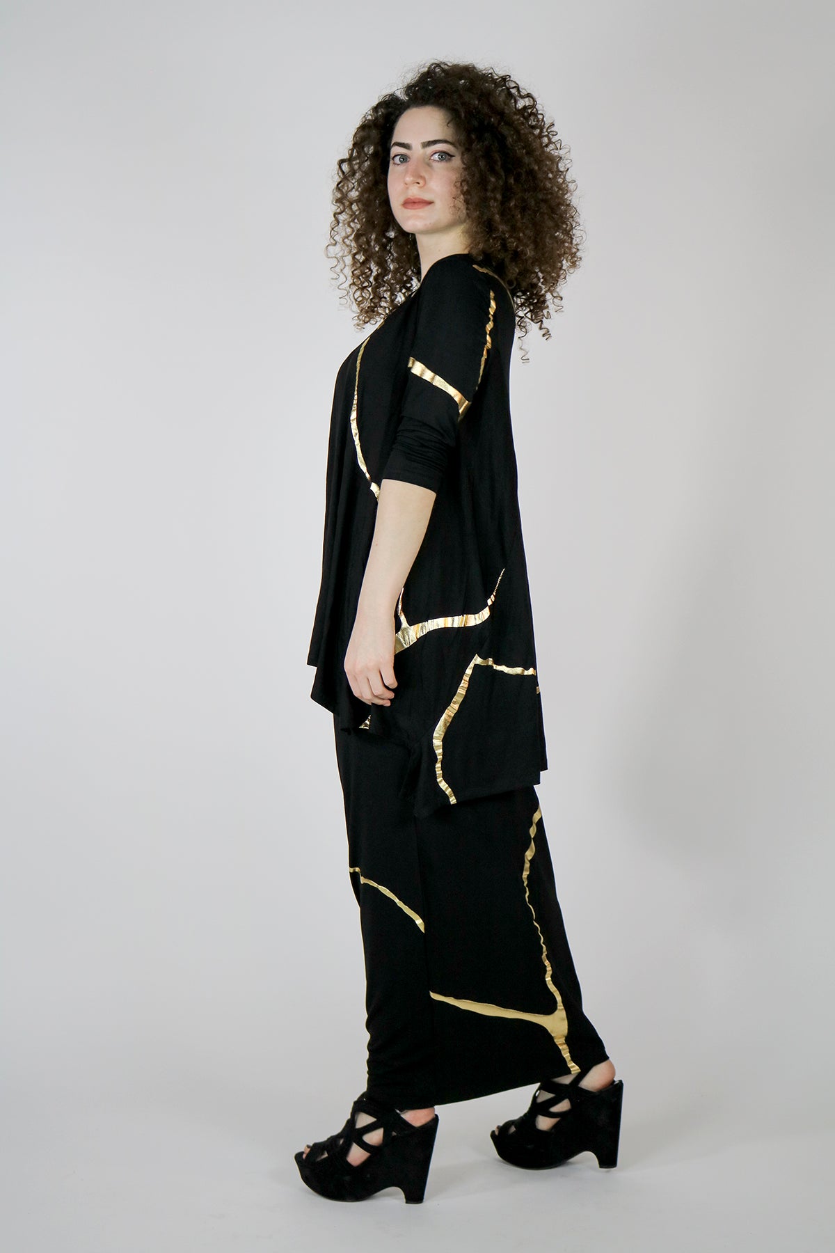 Sachie Kintsugi Skirt in Black & Gold