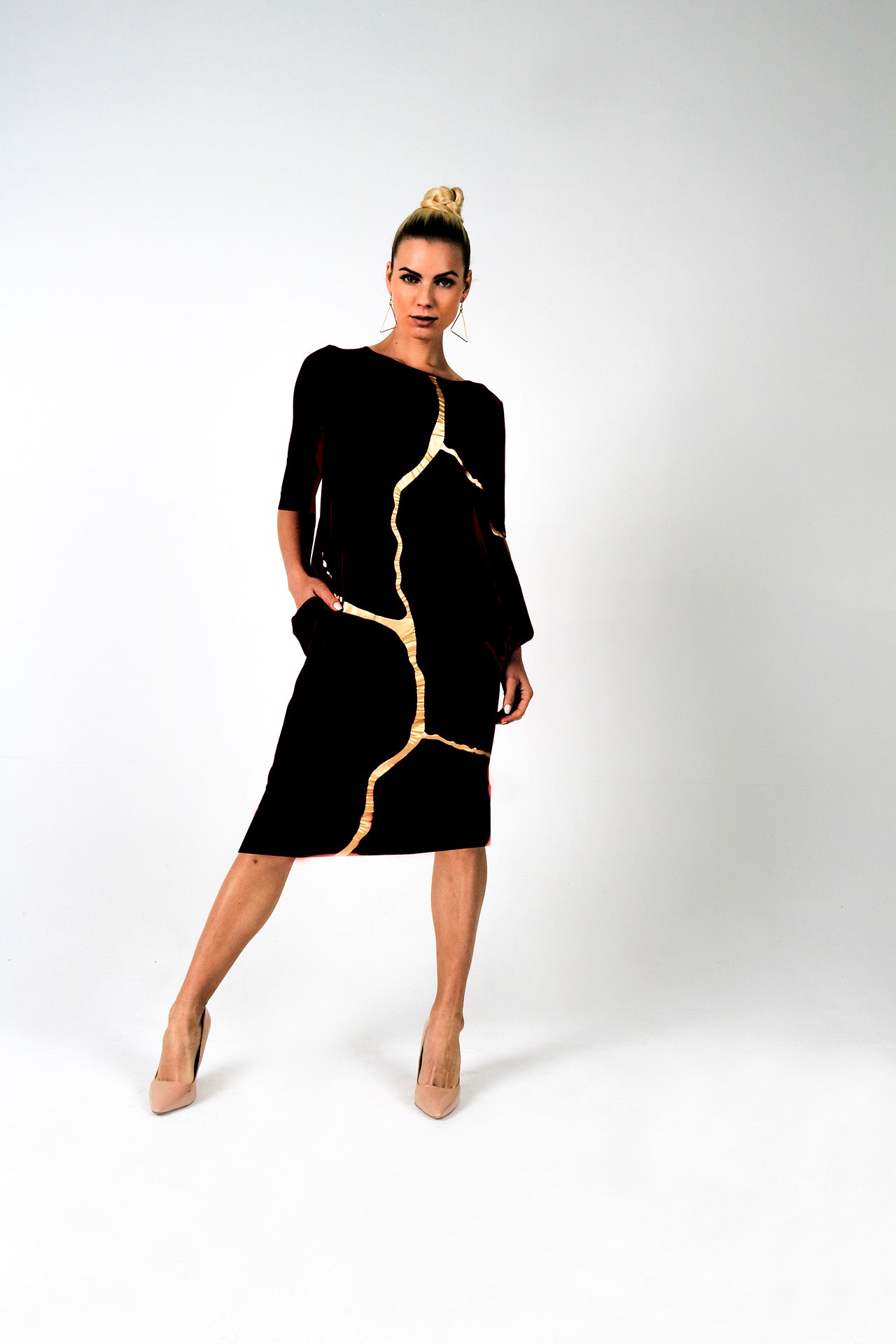 Boho Chic Long Sleeve Dress Black & Gold