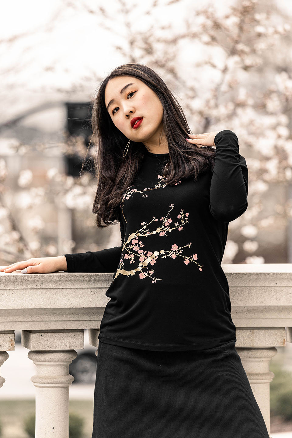 Cherry Blossom T-shirt Black Gold Long Sleeves